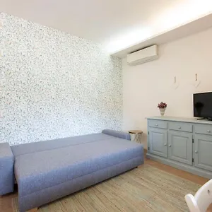  Appartamento 99 Via Esino